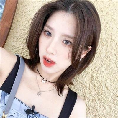 少女卡米拉